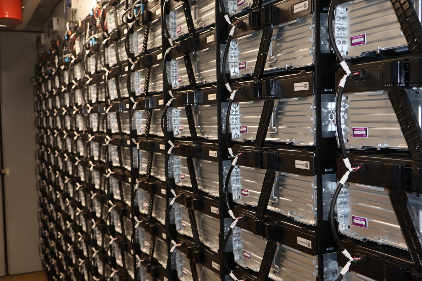 BESS battery modules array
